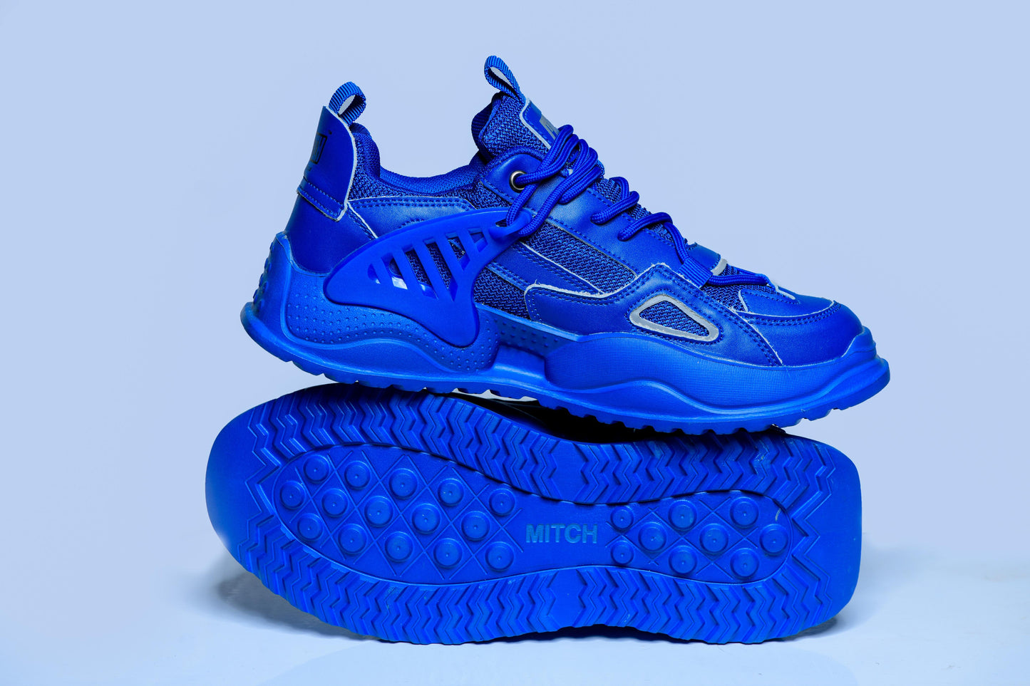 Mitch | Mono Blue